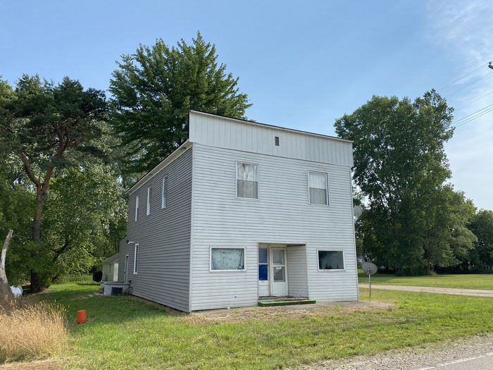 Decker - July 2021 Photo (newer photo)